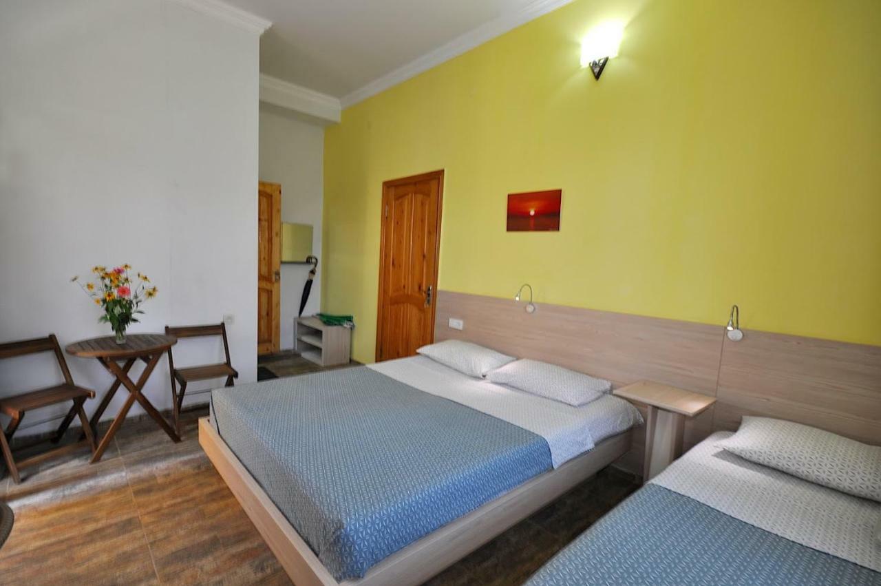 Hotel Smak Kobuleti Habitación foto