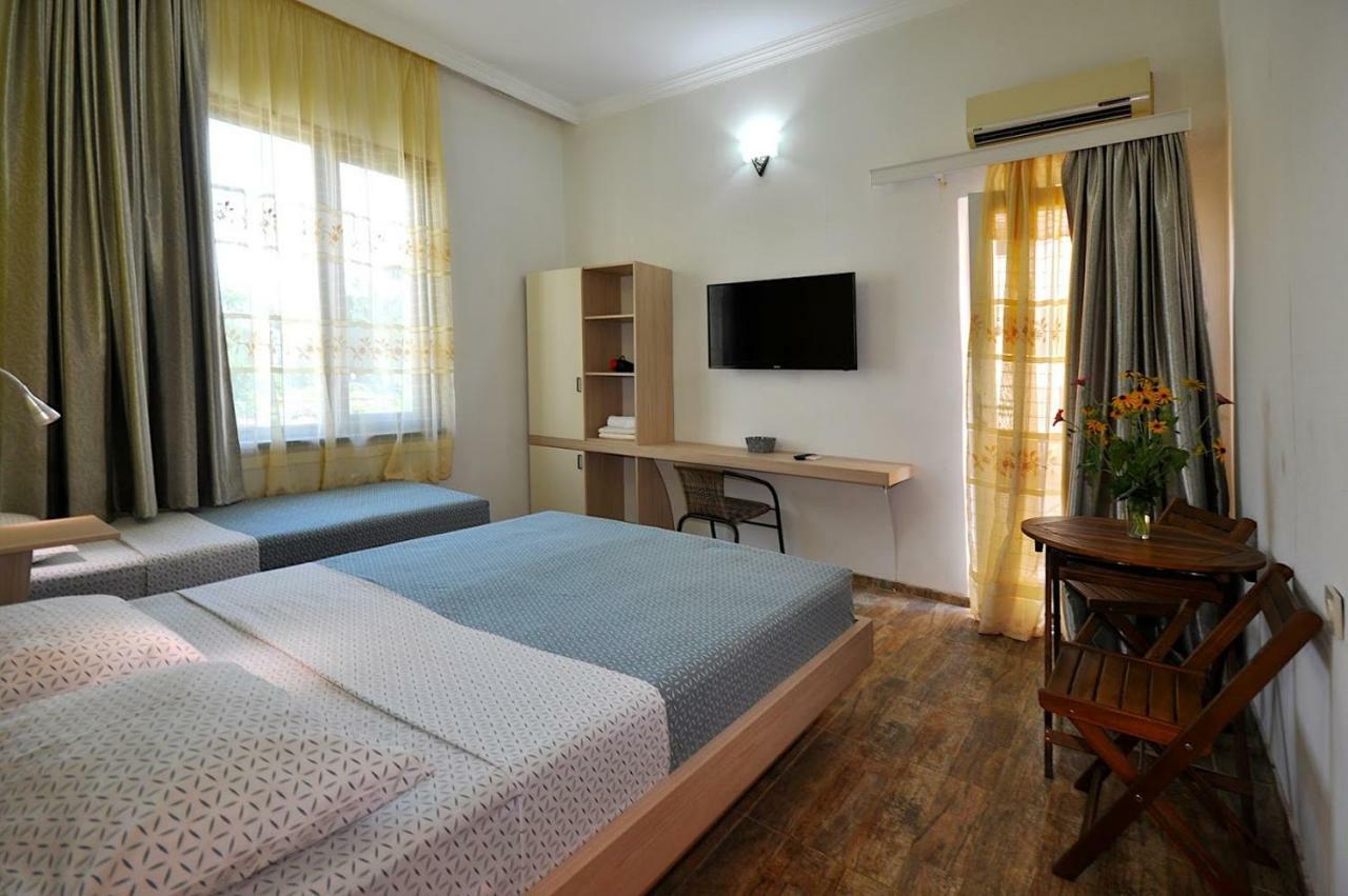 Hotel Smak Kobuleti Habitación foto